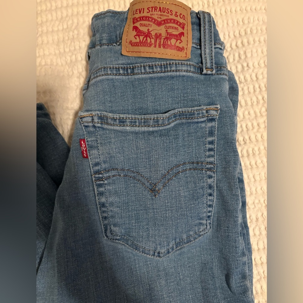 Levi's Women's Light Blue Denim Jeans